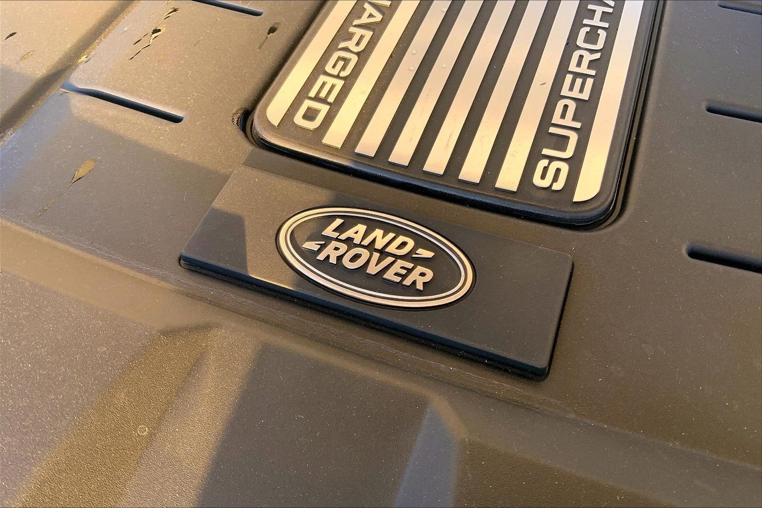 New 2026 Land Rover Defender 110 V8 image 17