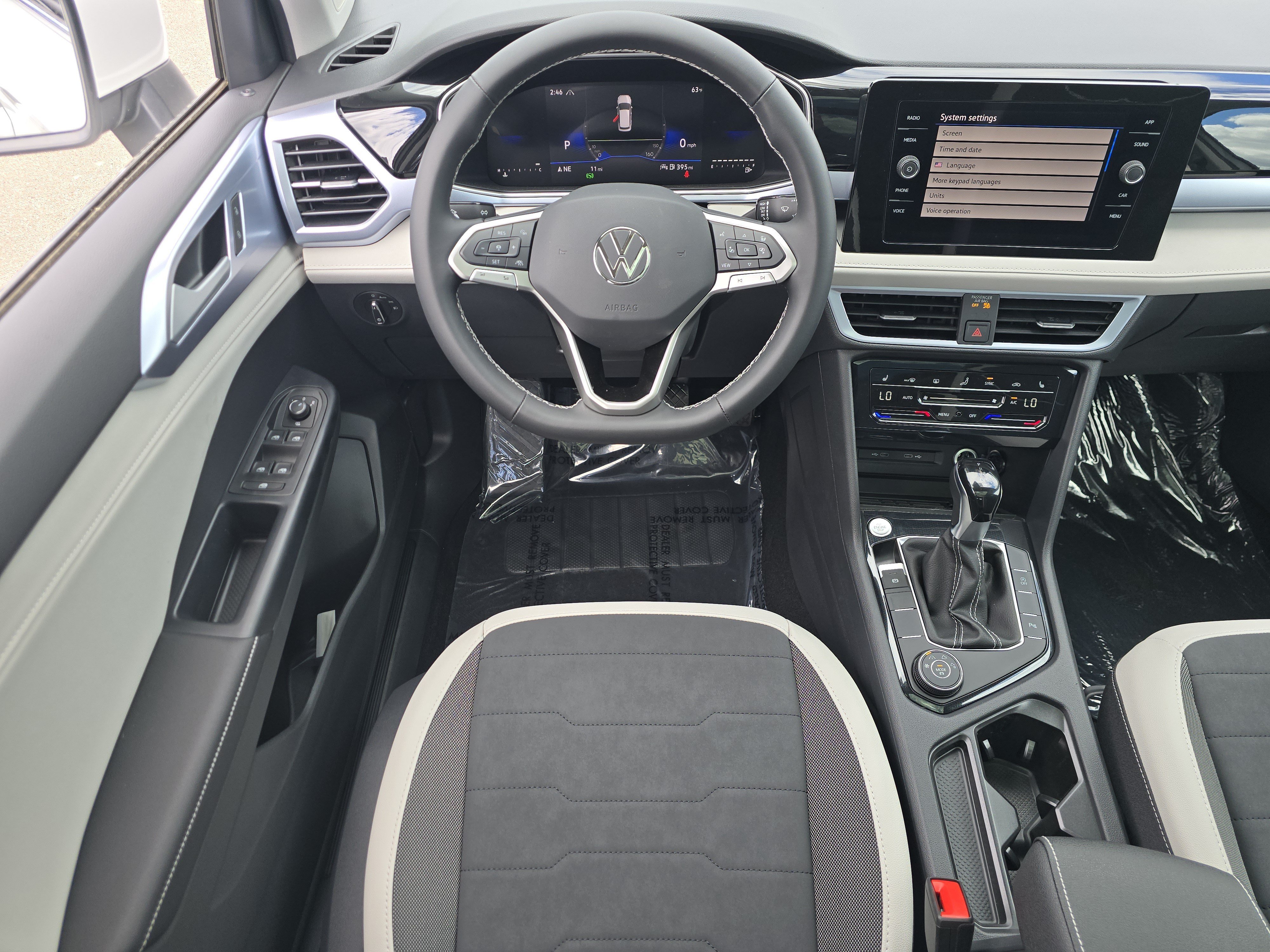 New 2026 Volkswagen Taos SE AWD/4WD image 21