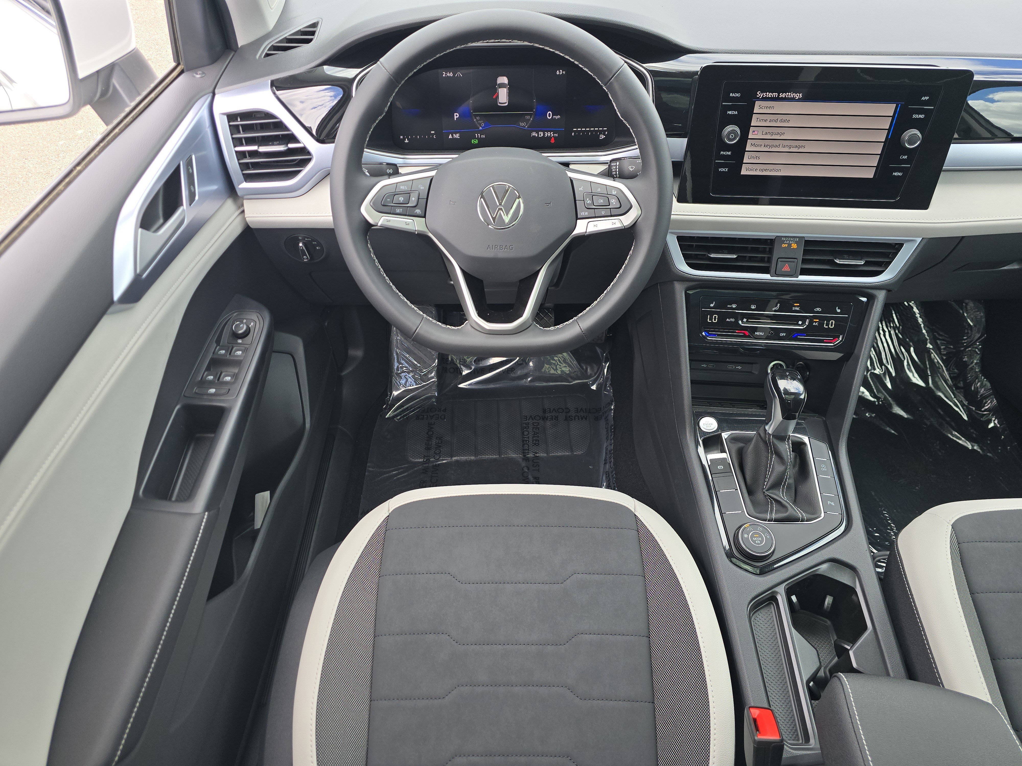 New 2026 Volkswagen Taos SE AWD/4WD image 21