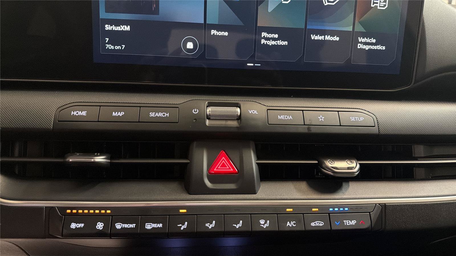 New 2026 Kia K4 FWD image 18