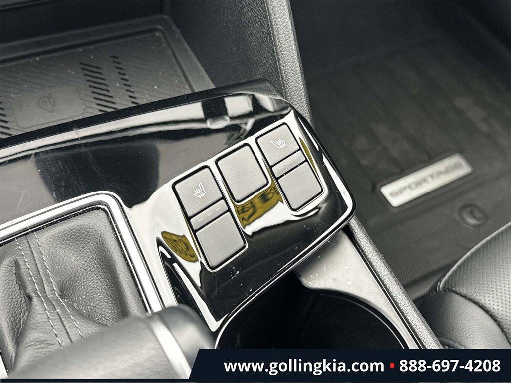 Certified 2025 Kia Sportage EX image 27