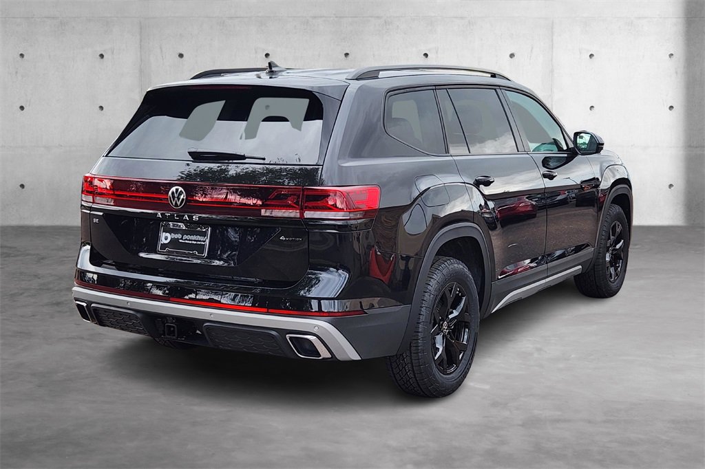 New 2025 Volkswagen Atlas Peak Edition SE image 26