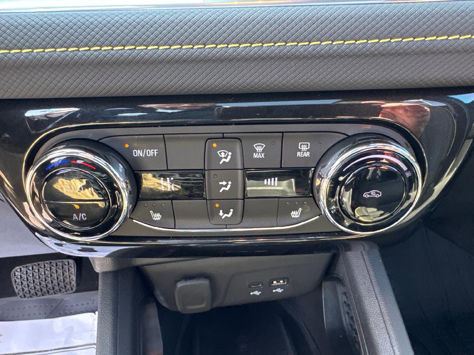 Used 2024 Chevrolet TrailBlazer ACTIV w/ Convenience Package FWD image 17