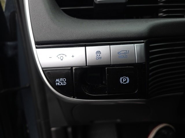 Used 2024 Hyundai Ioniq 5 Limited image 9