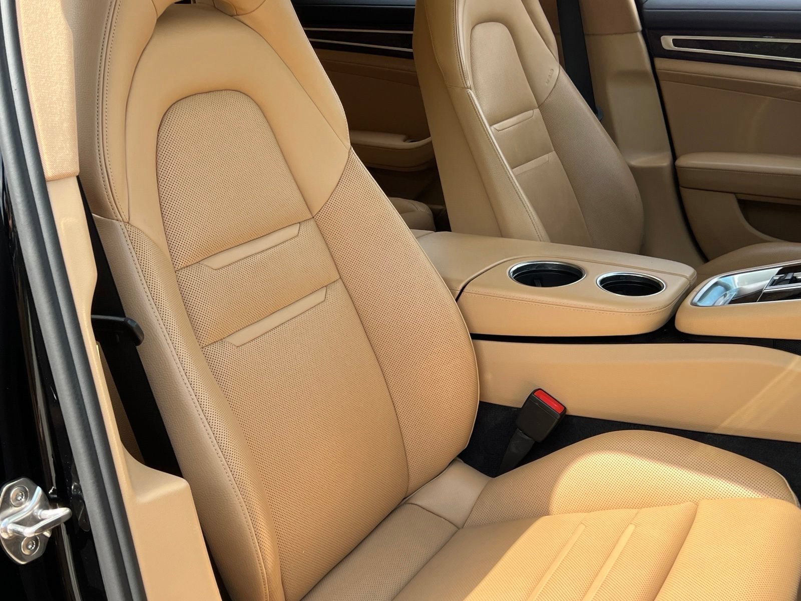 Certified 2018 Porsche Panamera 4S AWD/4WD image 18