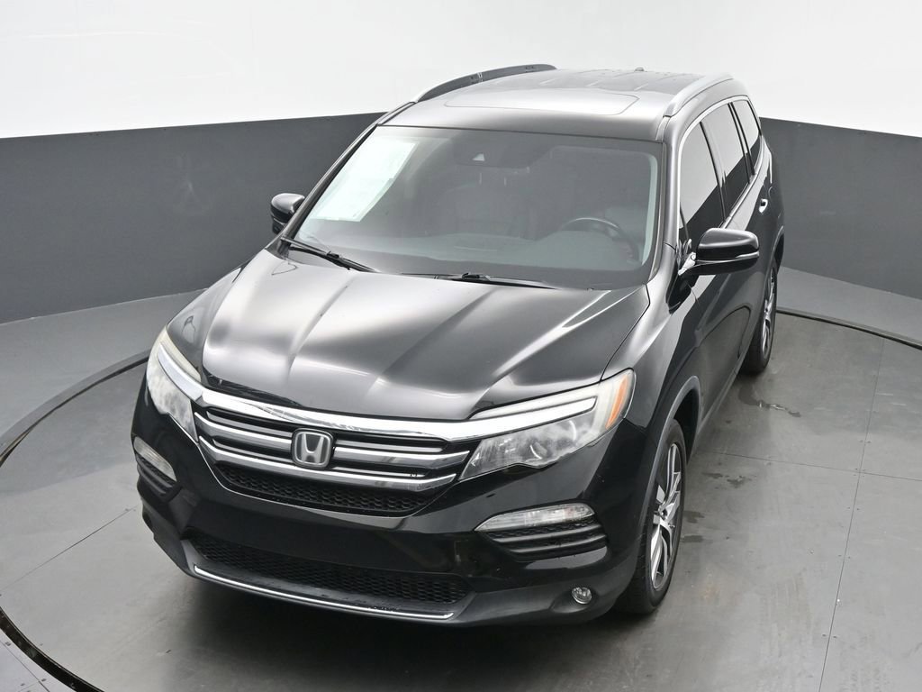 Used 2017 Honda Pilot Touring image 40