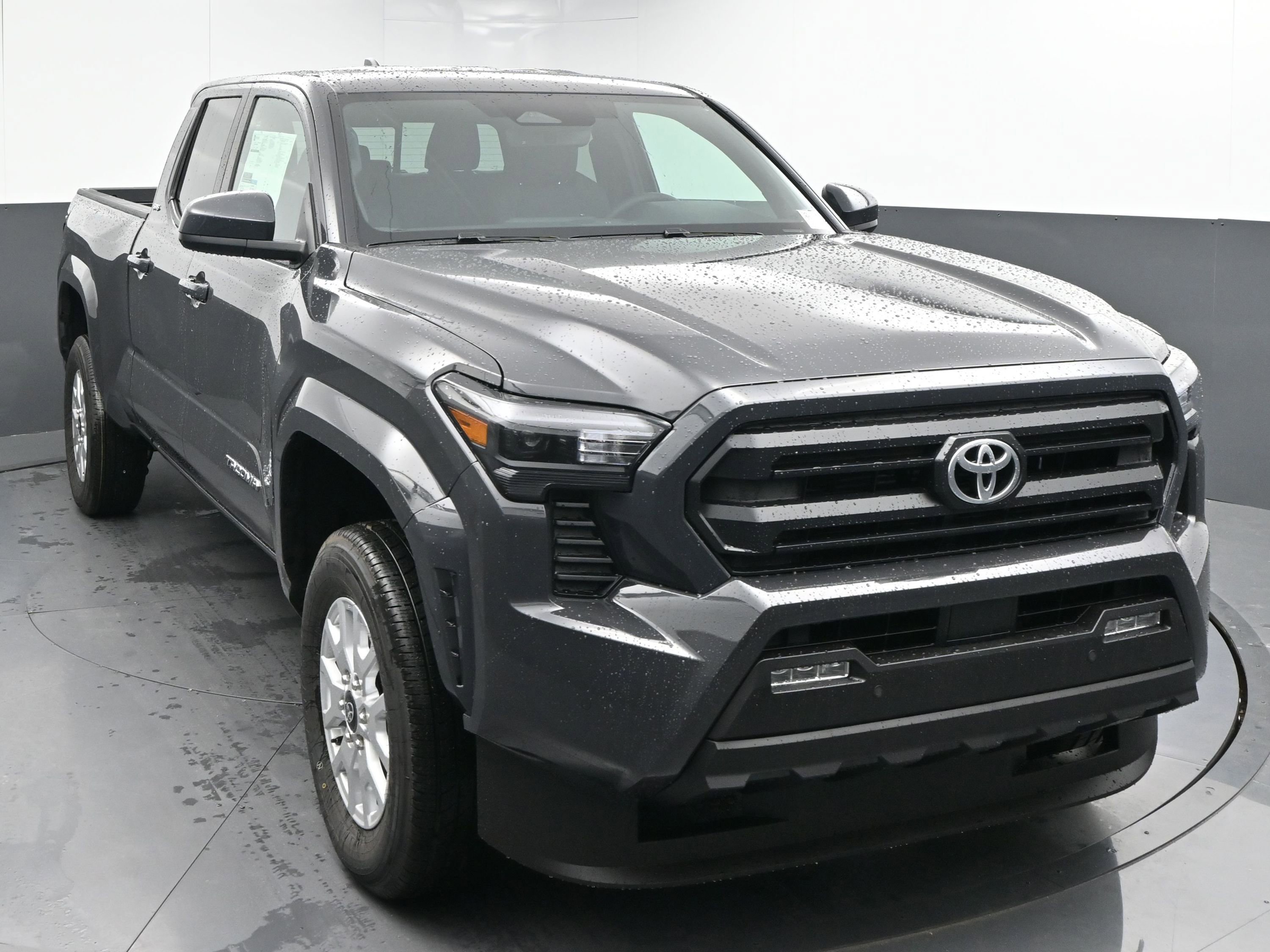 Used 2024 Toyota Tacoma SR5 image 2