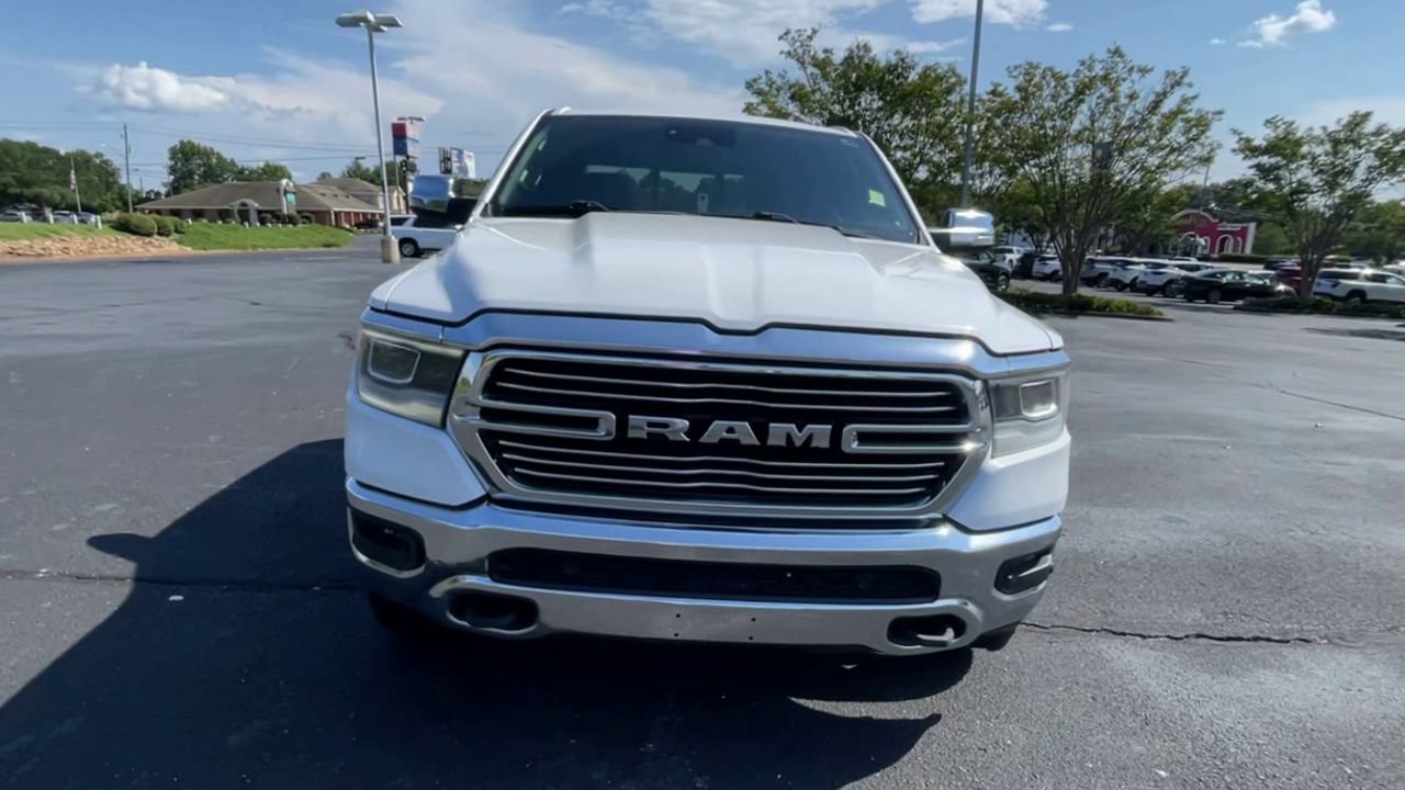 Used 2023 RAM 1500 Laramie AWD/4WD image 3