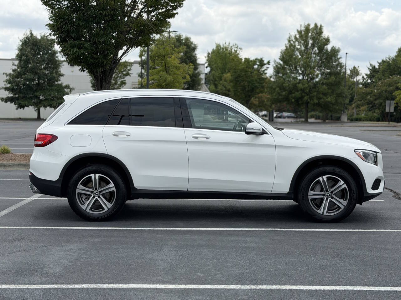 Used 2019 Mercedes-Benz GLC 300 image 10