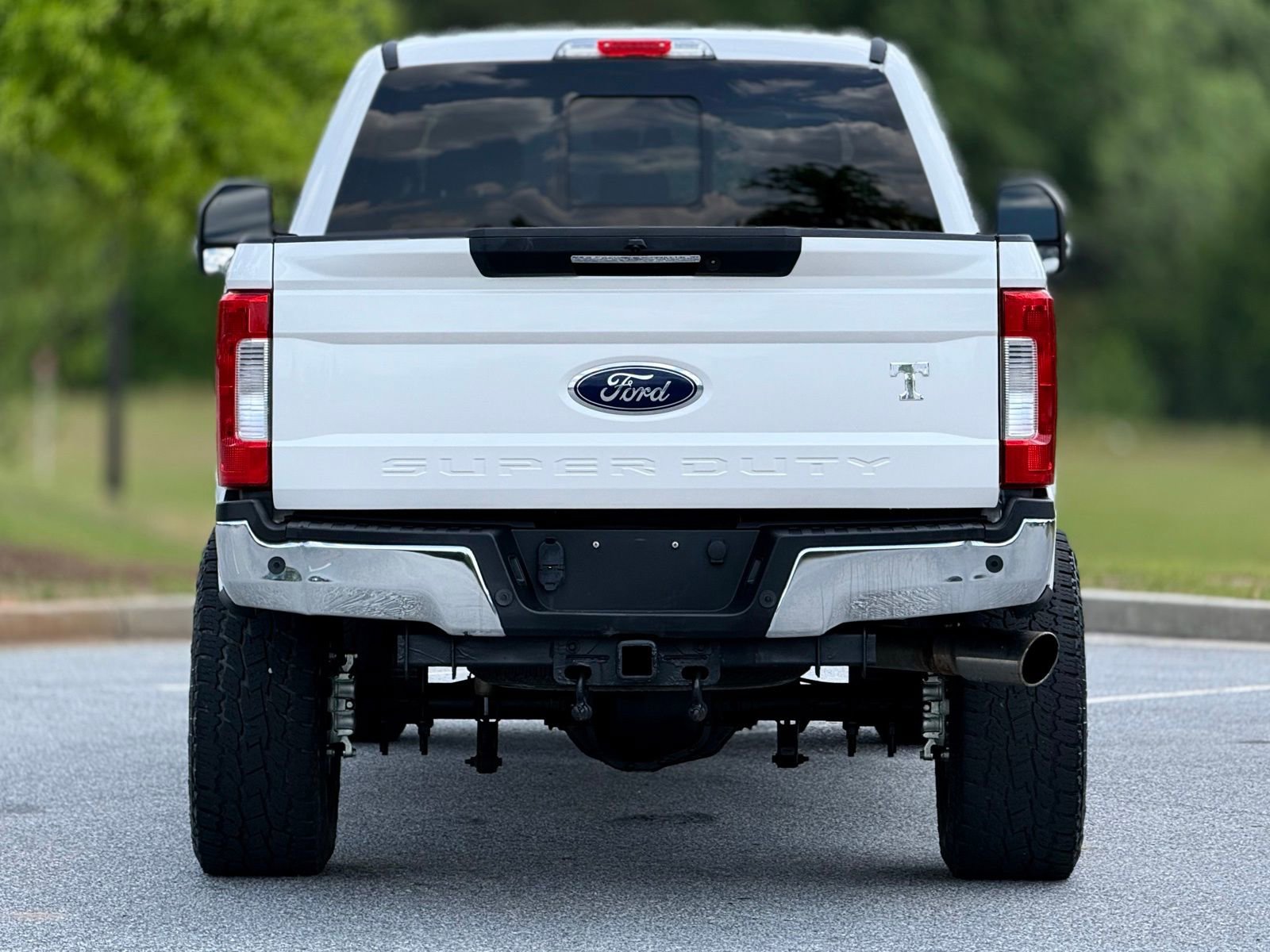 Used 2017 Ford F250 Lariat w/ Lariat Ultimate Package AWD/4WD image 6