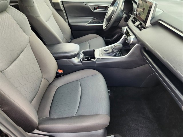 Used 2025 Toyota RAV4 XLE image 14