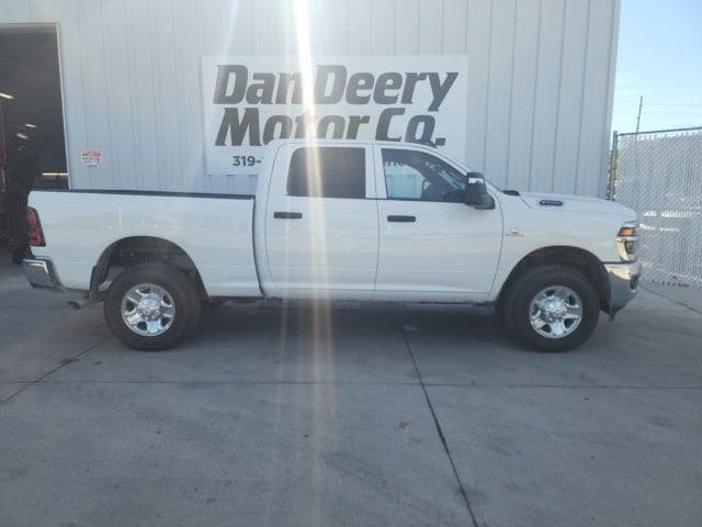 New 2026 RAM 2500 Tradesman AWD/4WD image 13