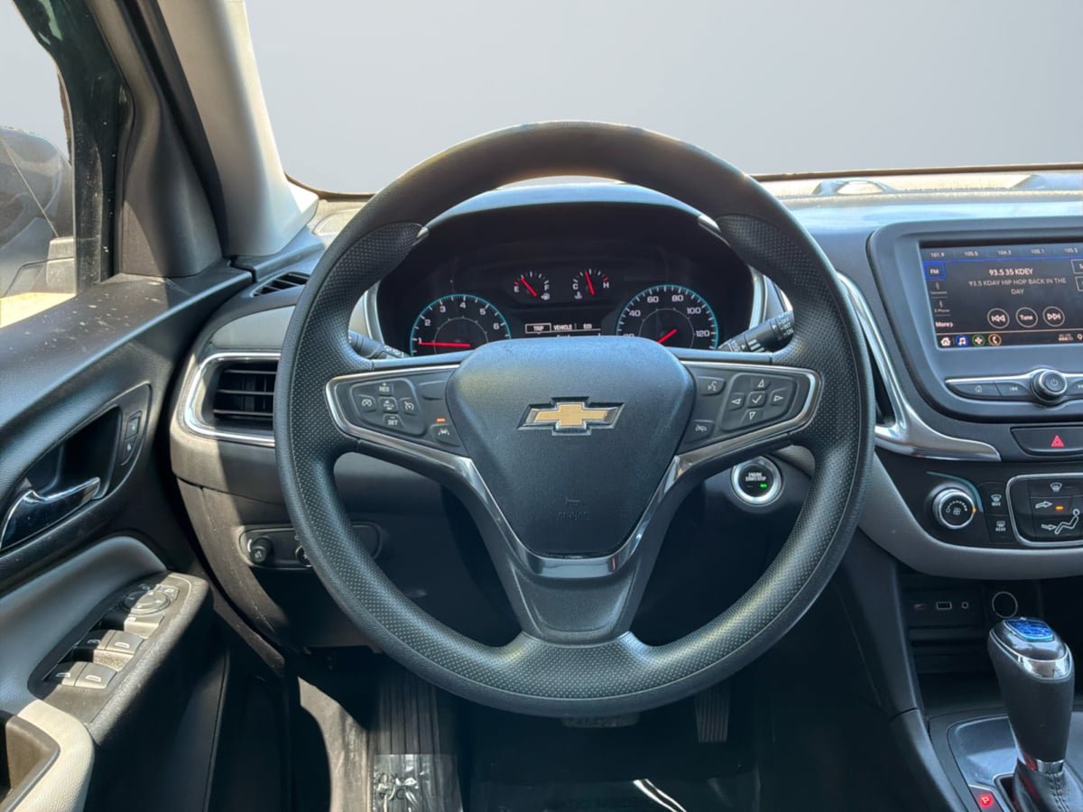 Used 2021 Chevrolet Equinox LS w/ LS Convenience Package FWD image 11