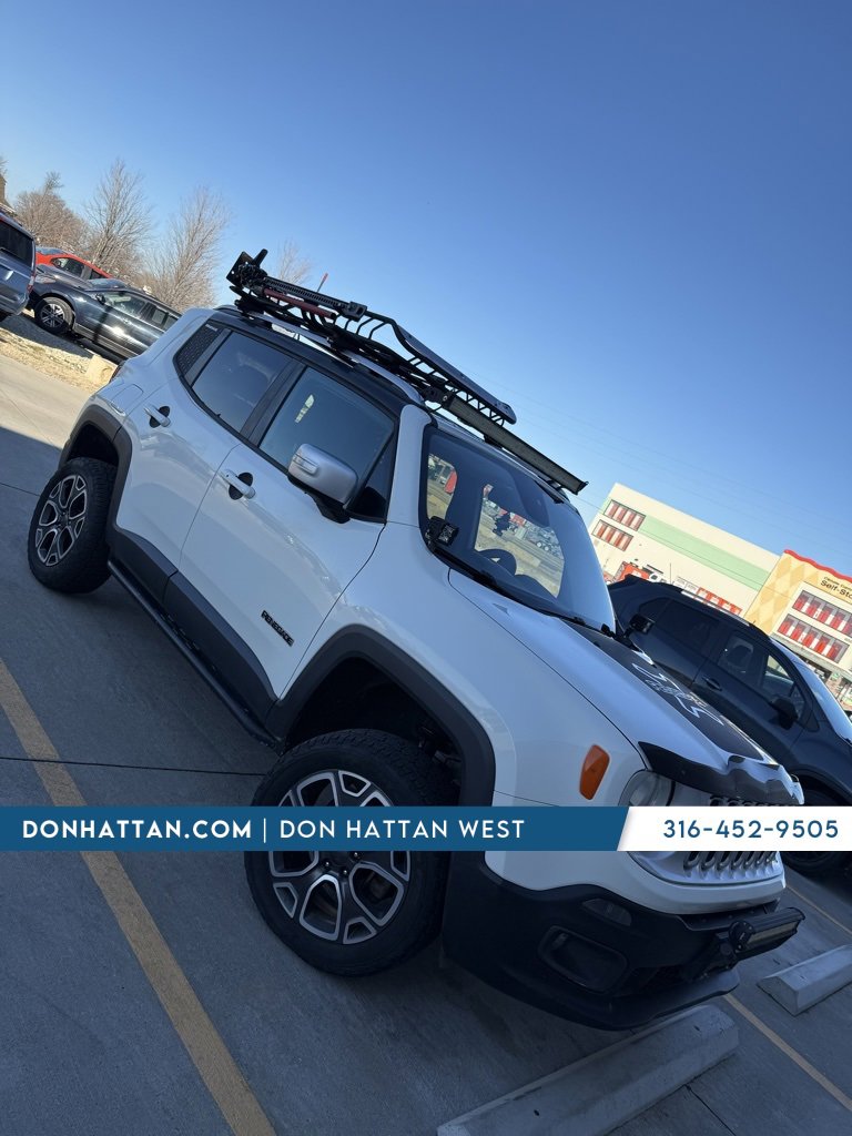 Used 2017 Jeep Renegade Limited image 1