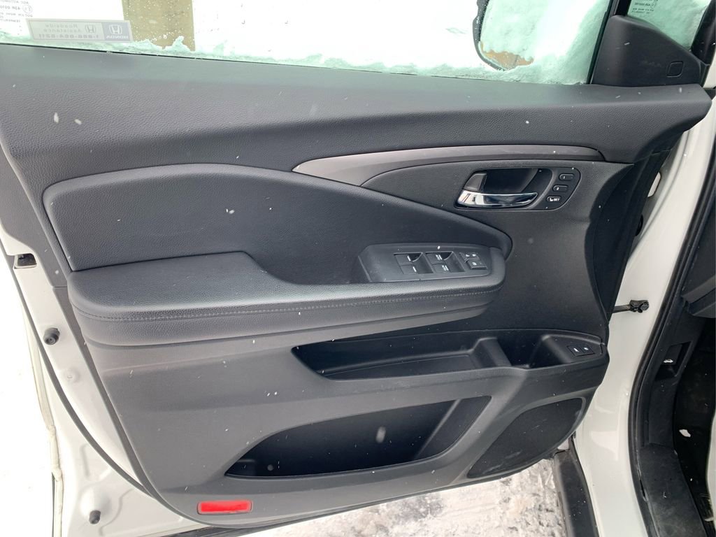 Certified 2022 Honda Pilot Special Edition image 17