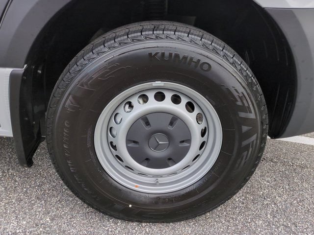 Used 2026 Mercedes-Benz Sprinter 2500 image 11
