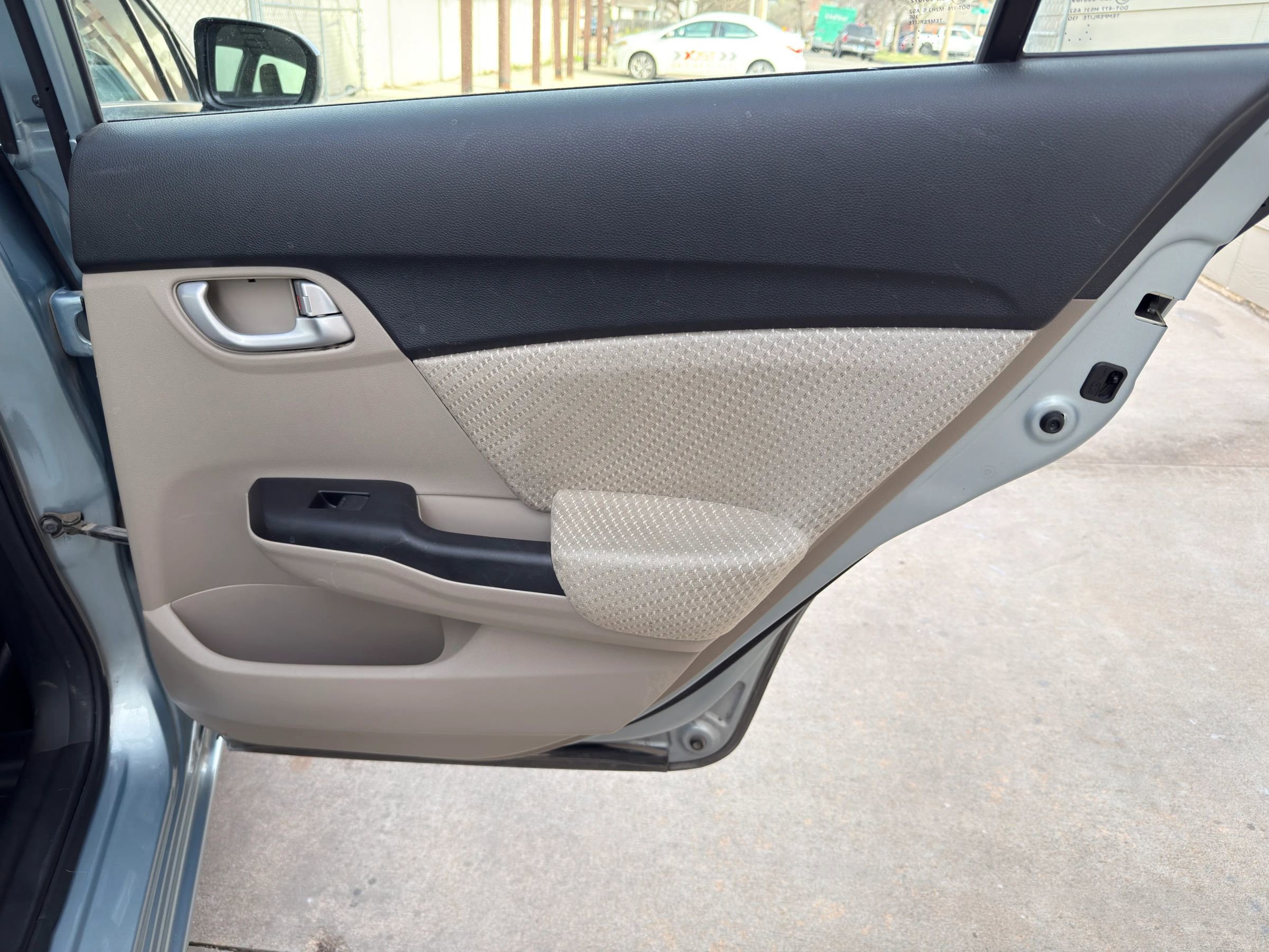 Used 2015 Honda Civic Hybrid Sedan image 31