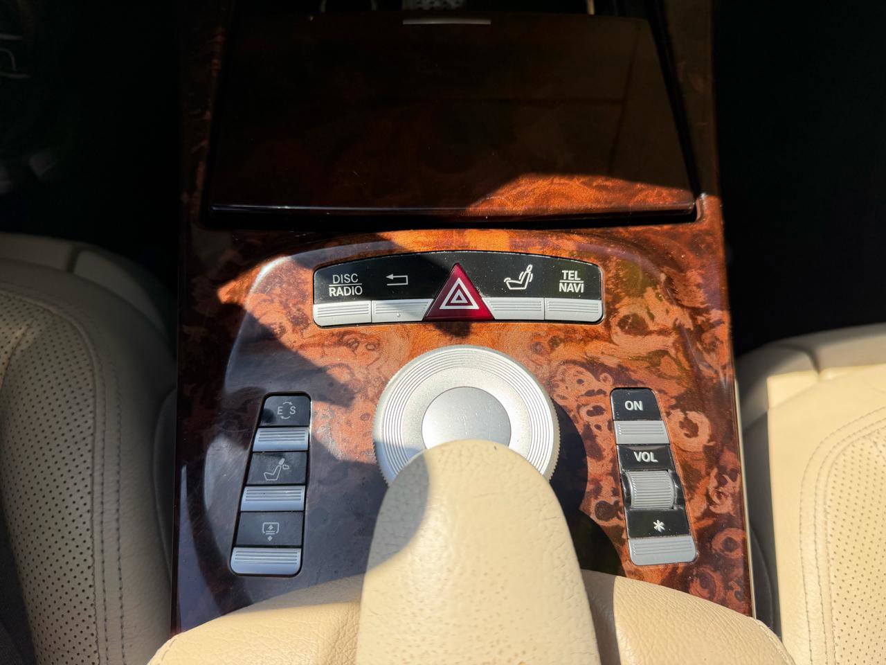Used 2011 Mercedes-Benz S 550 4MATIC image 26