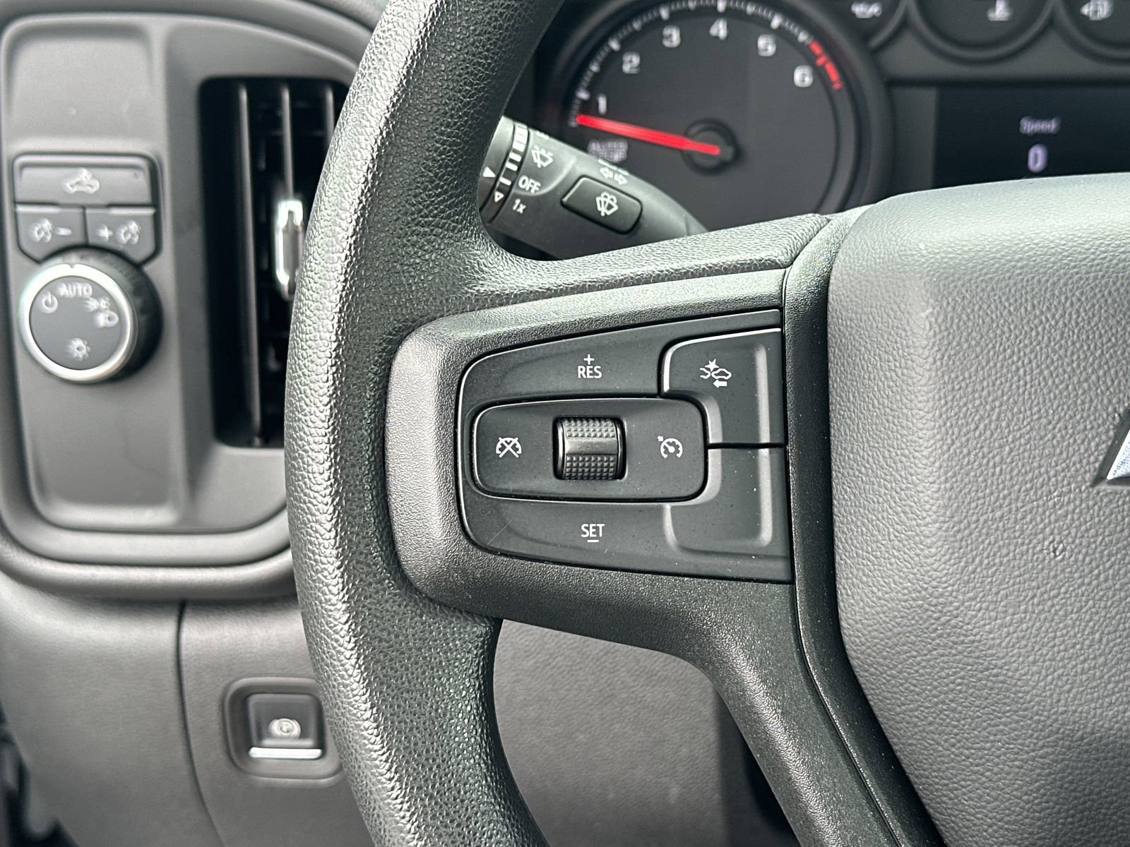 Certified 2025 Chevrolet Silverado 1500 W/T RWD image 20