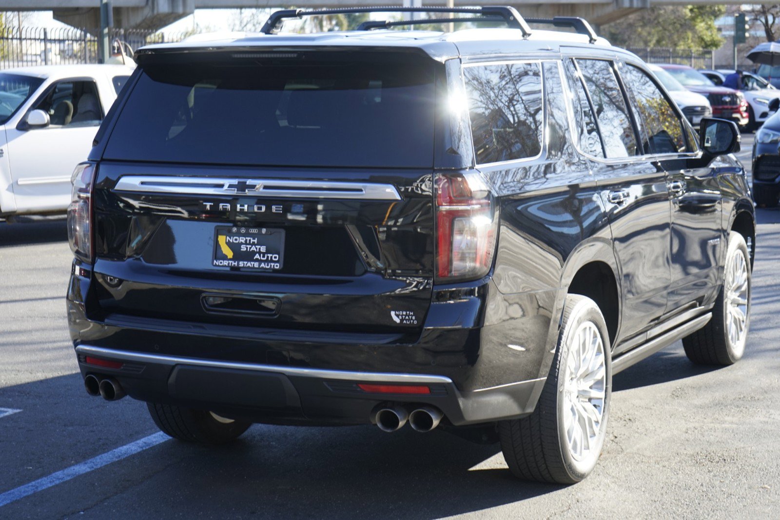 Used 2023 Chevrolet Tahoe High Country image 9