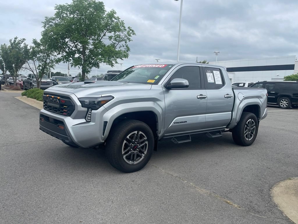 Used 2024 Toyota Tacoma TRD Sport AWD/4WD image 3