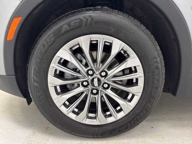 Used 2024 Cadillac XT4 Premium Luxury FWD image 36