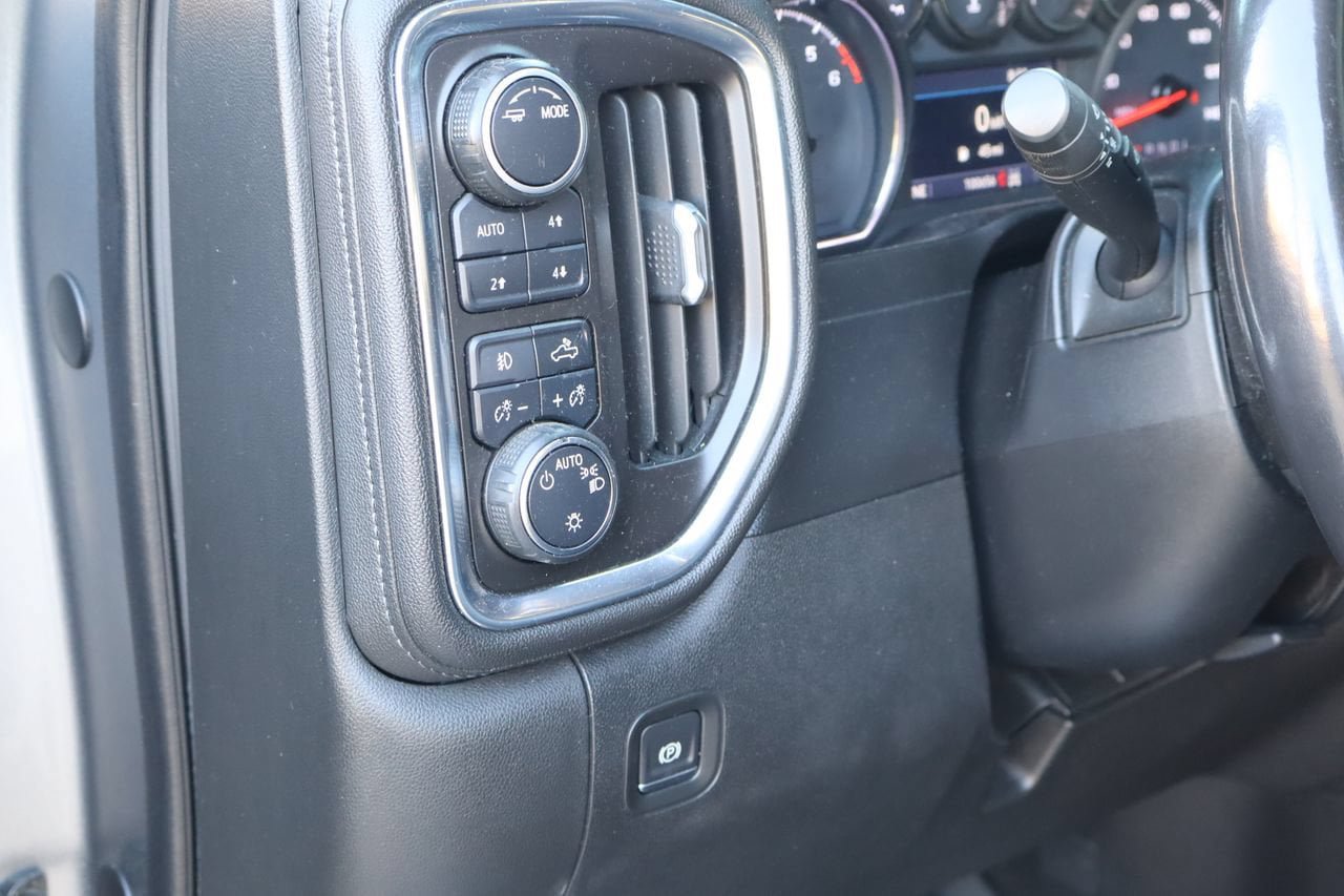 Used 2020 Chevrolet Silverado 1500 LT Trail Boss AWD/4WD image 23