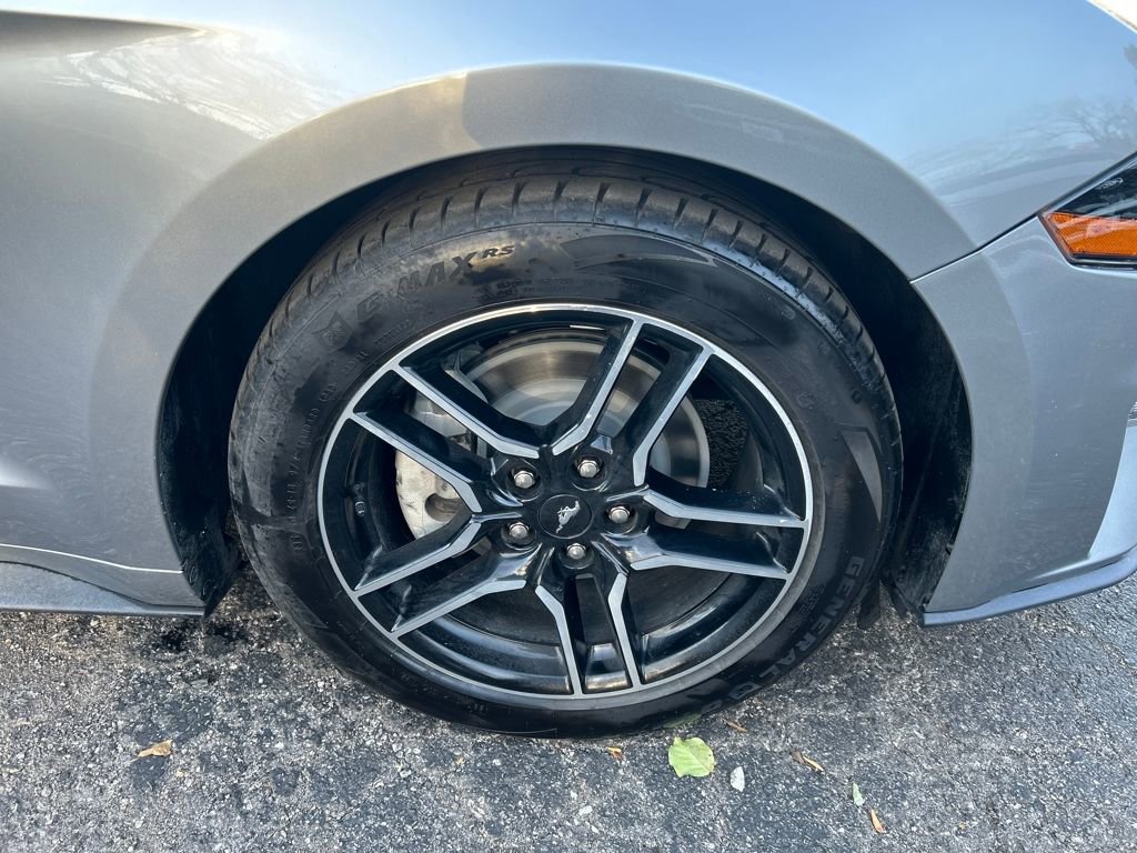 Used 2021 Ford Mustang Premium image 10