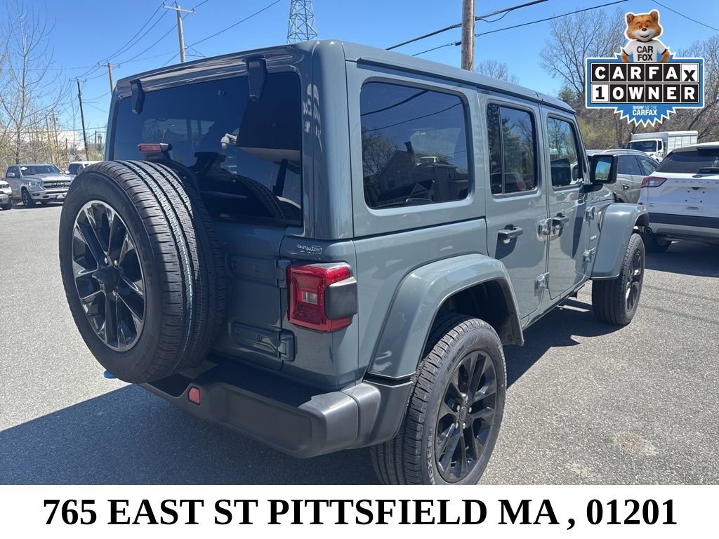 Used 2024 Jeep Wrangler Unlimited Sahara w/ Technology Group AWD/4WD image 7