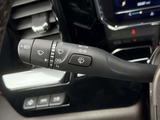 Certified 2024 Chevrolet Silverado 1500 LTZ w/ Technology Package image 21