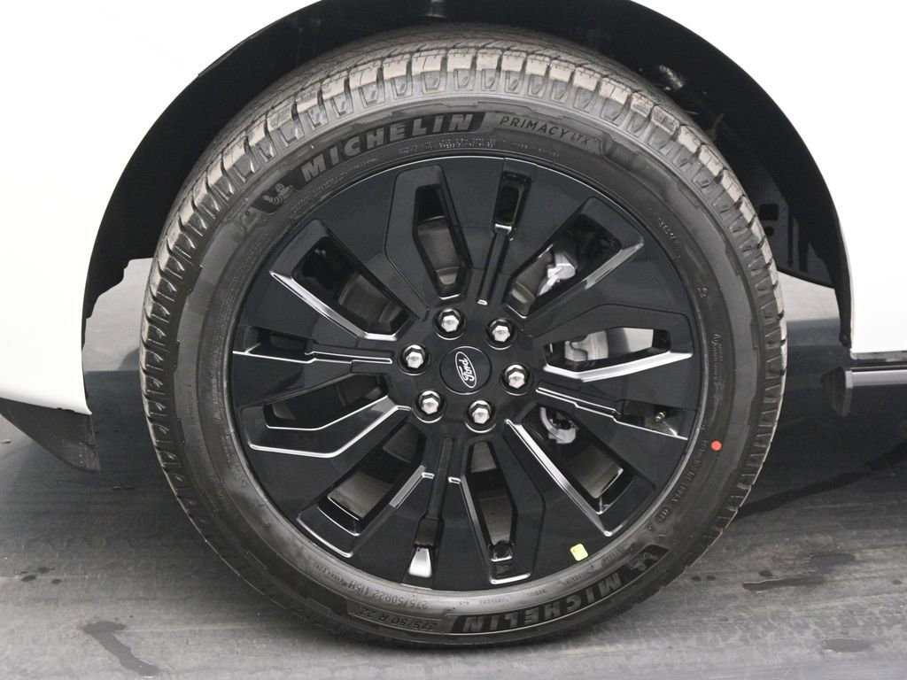 New 2025 Ford Expedition Max Platinum w/ Stealth Appearance Package image 37