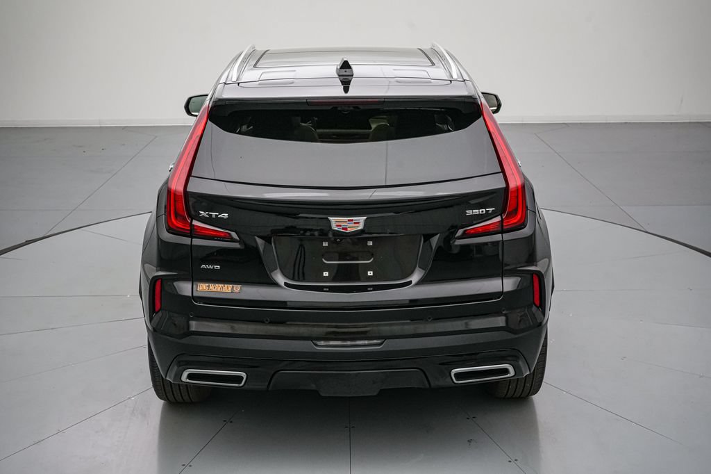 Used 2024 Cadillac XT4 Premium Luxury w/ Active Safety Package AWD/4WD image 5