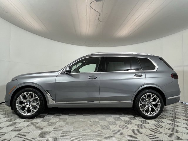 New 2026 BMW X7 xDrive40i w/ Premium Package image 4
