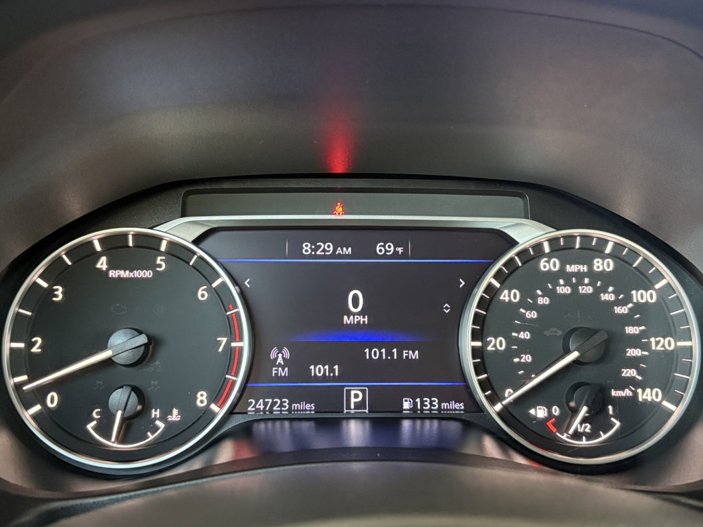 Certified 2024 Nissan Altima 2.5 SV FWD image 7