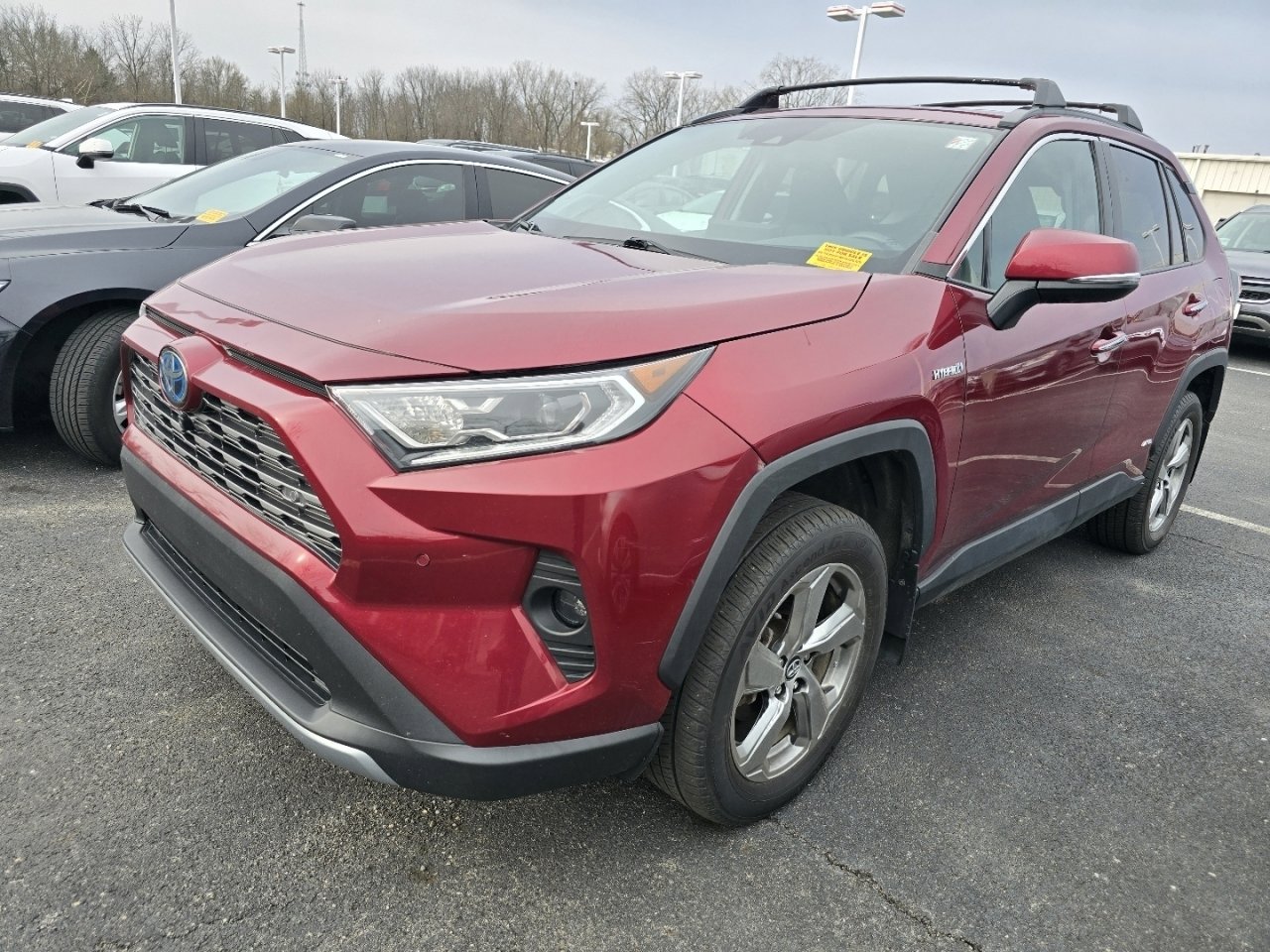 Used 2020 Toyota RAV4 Limited image 3