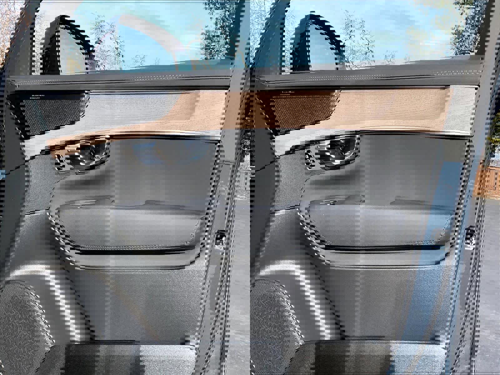 New 2026 Volvo XC90 B5 Plus w/ Protection Package image 31