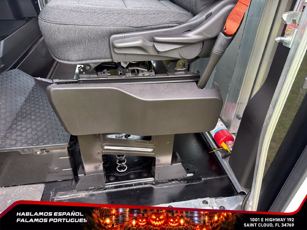 Used 2024 Chevrolet Brightdrop 400 w/ Commercial Equipment Package AWD/4WD image 14