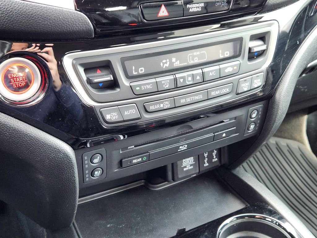 Used 2017 Honda Pilot Elite image 21