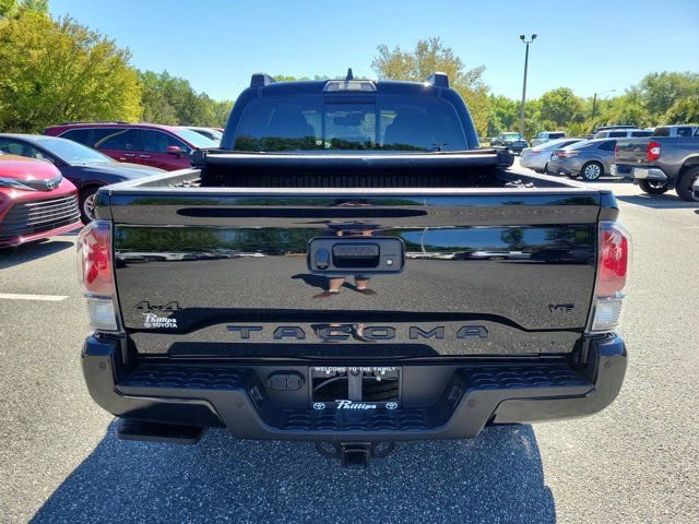 Used 2022 Toyota Tacoma Limited w/ Nightshade Package AWD/4WD image 11