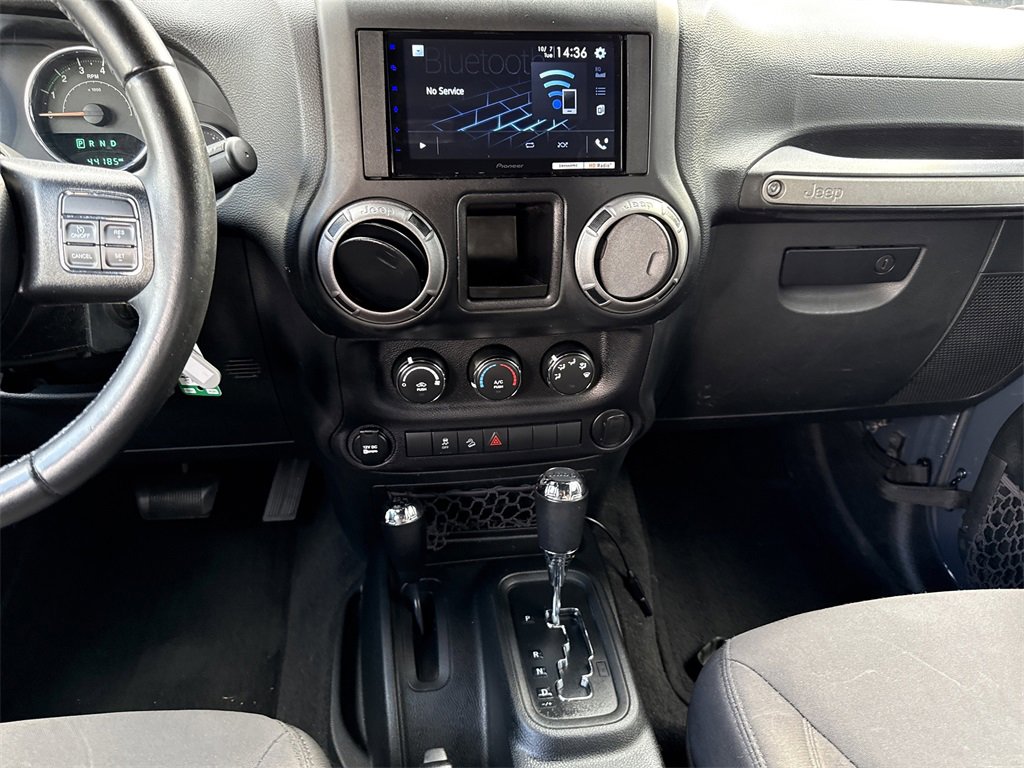 Used 2017 Jeep Wrangler Unlimited Sport w/ Connectivity Group image 16