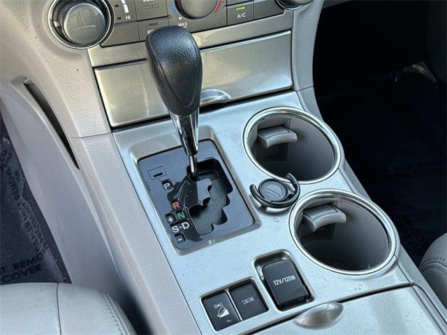 Used 2013 Toyota Highlander 4WD image 21