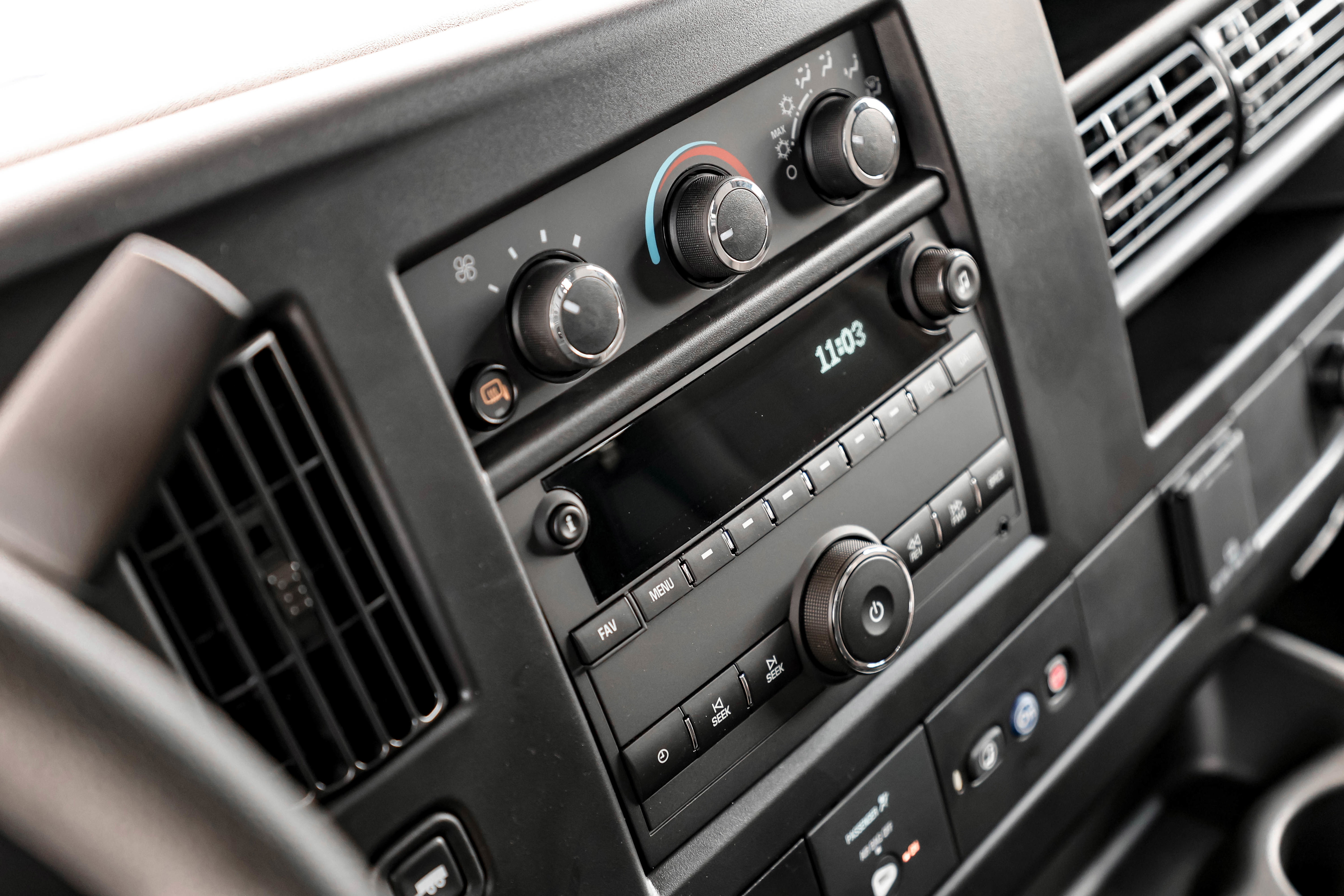 New 2025 GMC Savana 3500 w/ Driver Convenience Package image 26