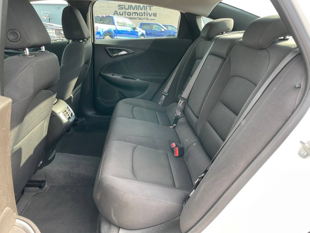 Used 2024 Chevrolet Malibu LT FWD image 8