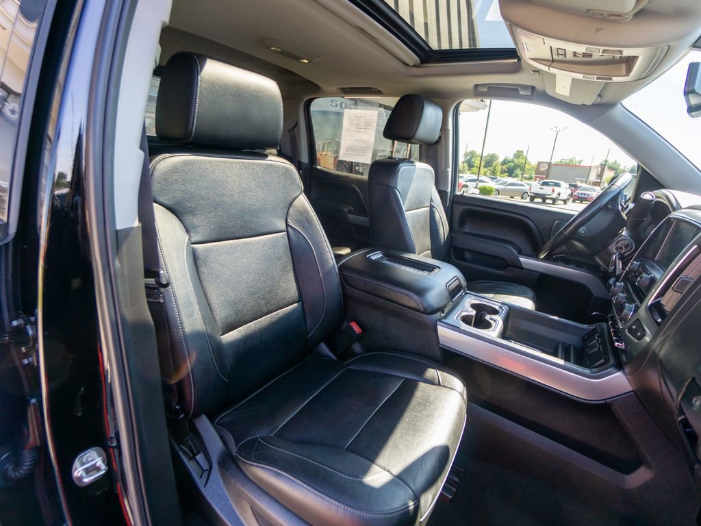 Used 2016 Chevrolet Silverado 1500 LTZ Z71 w/ Midnight Edition image 28