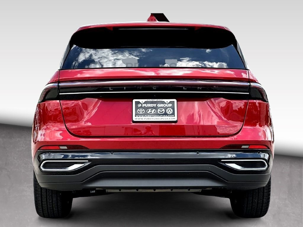 Used 2024 Lincoln Nautilus Premier AWD/4WD image 7