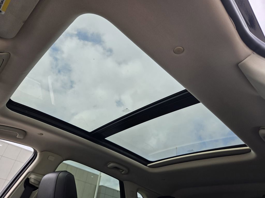 Used 2019 Cadillac XT5 Luxury image 17