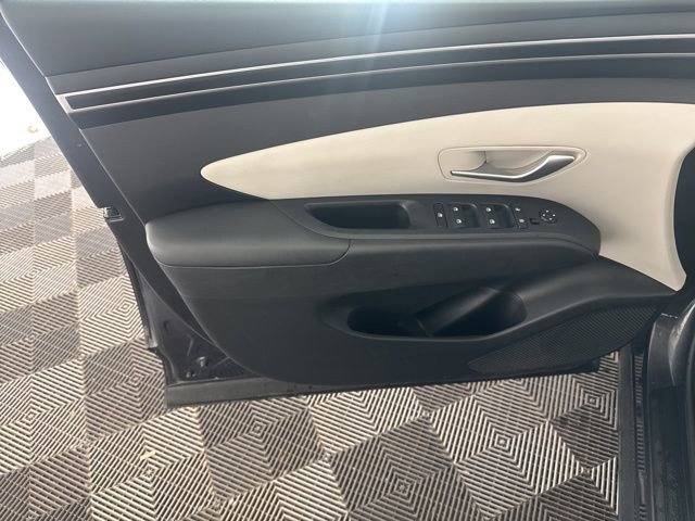 Used 2022 Hyundai Tucson SEL image 22