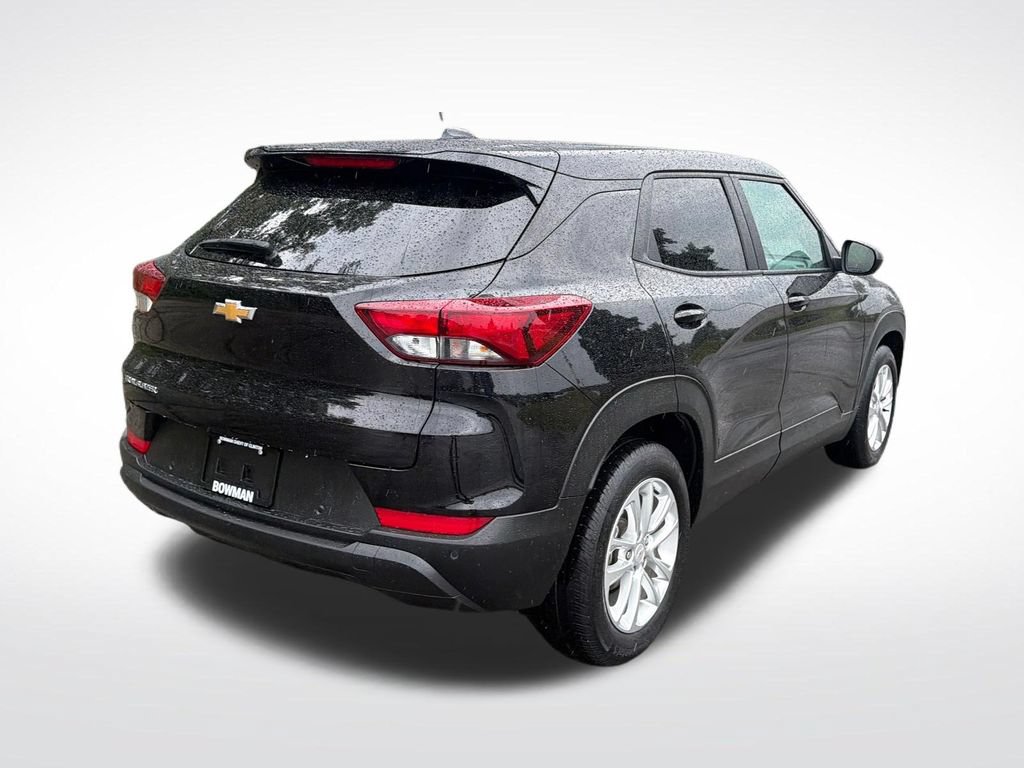 Used 2025 Chevrolet TrailBlazer LS w/ LS Convenience Package FWD image 6
