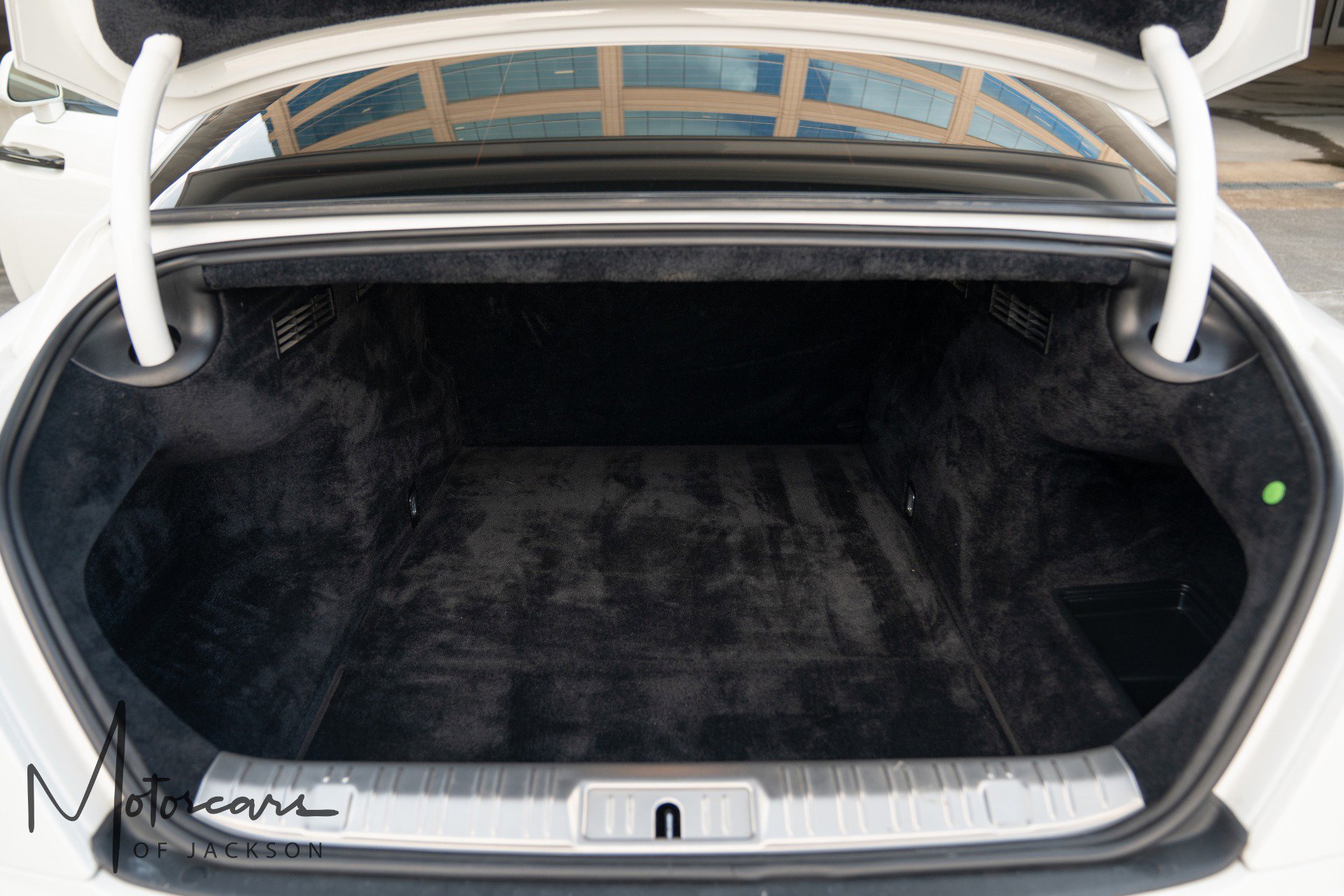 Used 2017 Rolls-Royce Wraith RWD image 26