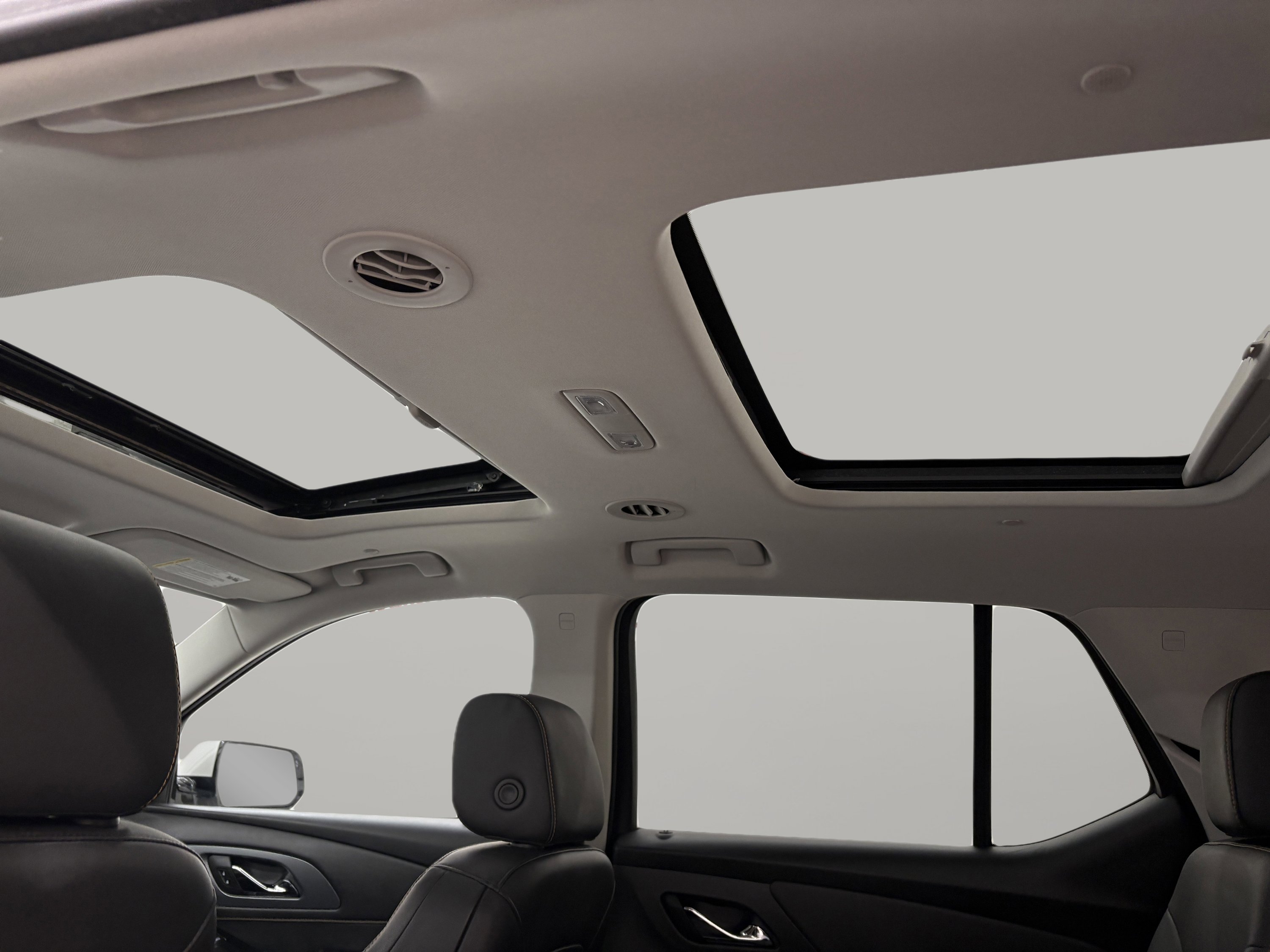 Used 2020 Chevrolet Traverse Premier image 15